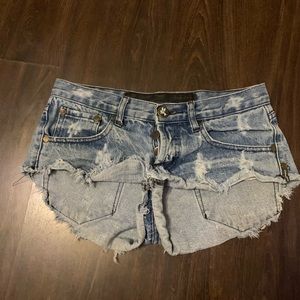 One teaspoon shorts